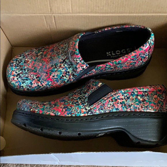 klogs nursing shoes